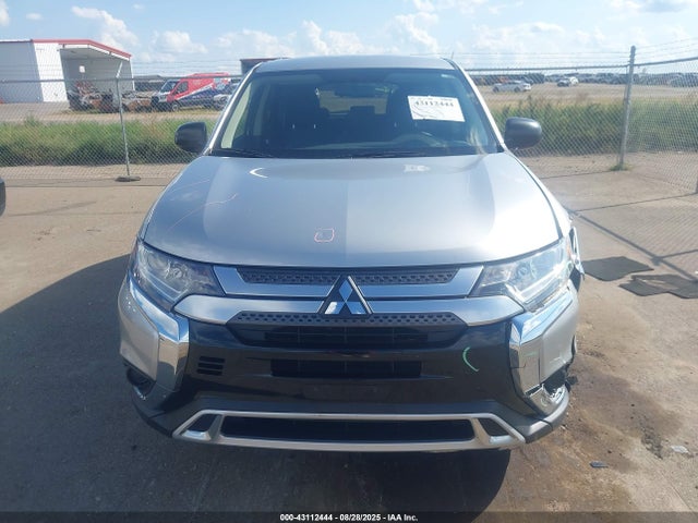 Mitsubishi mivec 2019 JA4AZ3A31KZ026233 Image 12