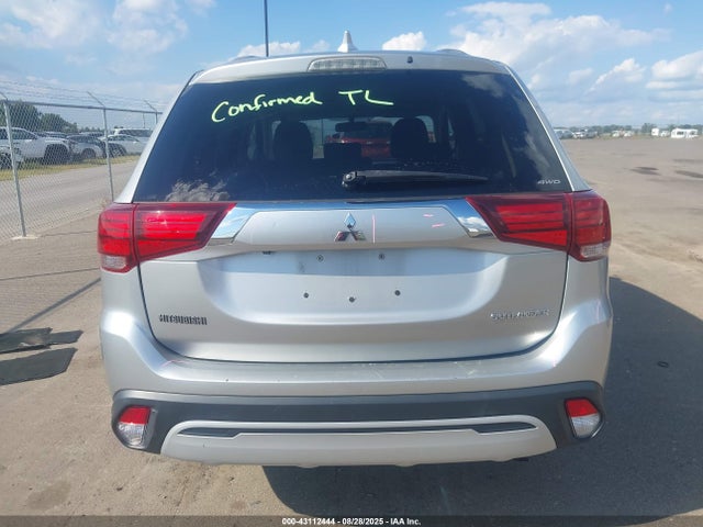 Mitsubishi mivec 2019 JA4AZ3A31KZ026233 Image 16