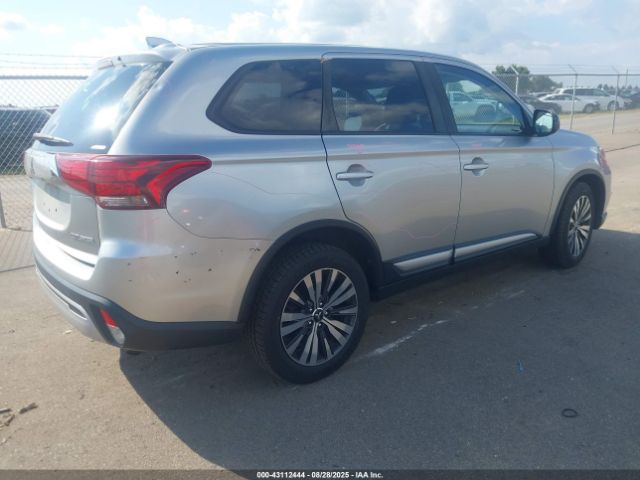 2019 MITSUBISHI OUTLANDER JA4AZ3A31KZ026233 Photo 3