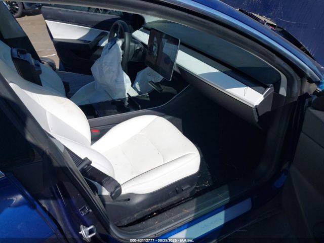 2019 TESLA MODEL 3 5YJ3E1EB8KF437120 Photo 4