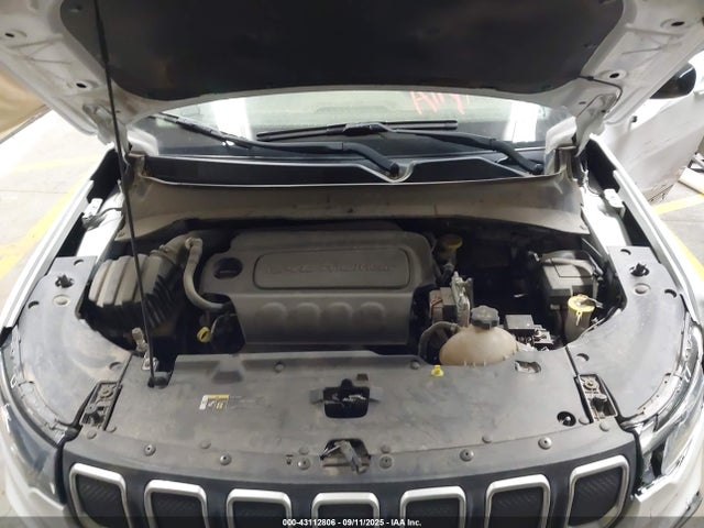 Jeep 2022 2022 3C4NJCBBXNT139016 Image 10