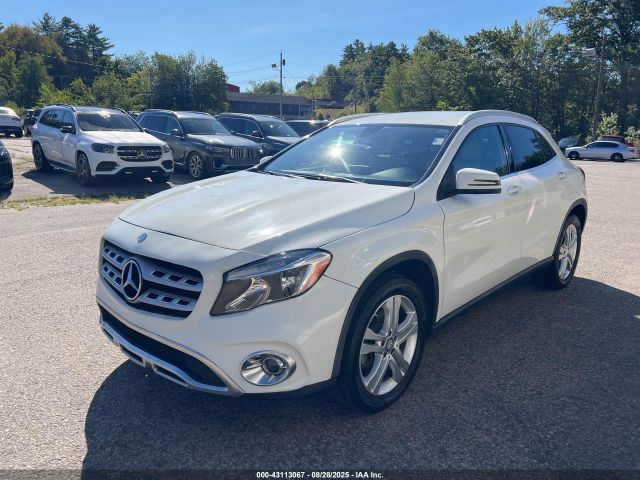 2018 MERCEDES-BENZ GLA WDCTG4GB8JJ367113 Photo 1