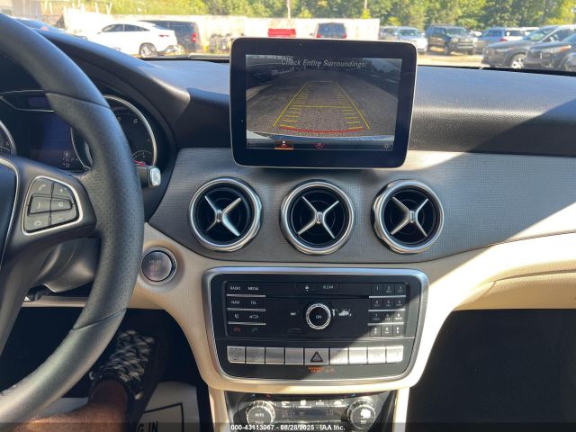 2018 MERCEDES-BENZ GLA WDCTG4GB8JJ367113 Photo 5