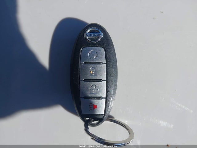 Nissan 2017 2017 JN8AT2MV6HW016875 Image 11