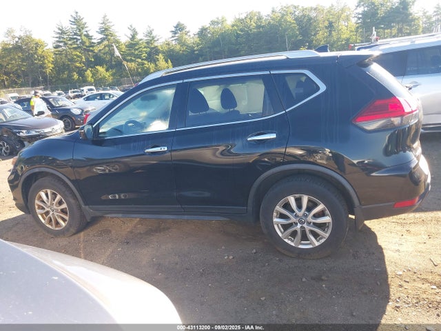 Nissan 2017 2017 JN8AT2MV6HW016875 Image 14