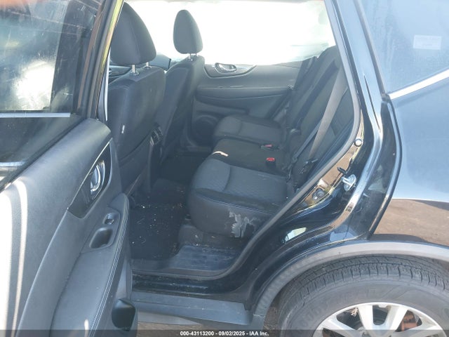 Nissan 2017 2017 JN8AT2MV6HW016875 Image 8
