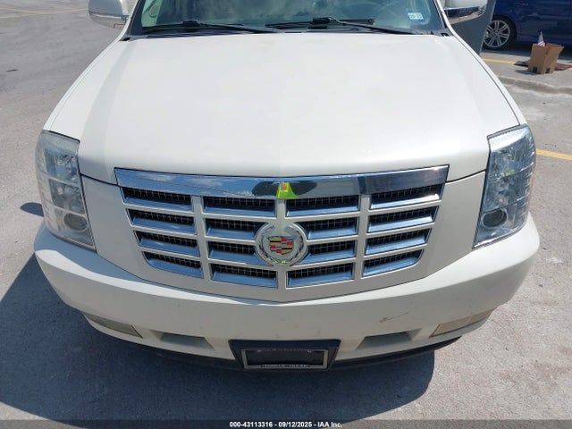 2011 CADILLAC ESCALADE 1GYS3CEFXBR134361 Photo 5