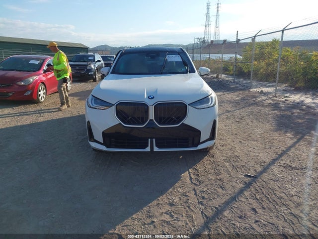 BMW 2025 2025 5UX53GP00S9033654 Image 12