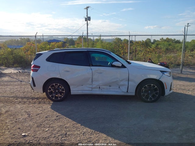 BMW 2025 2025 5UX53GP00S9033654 Image 13