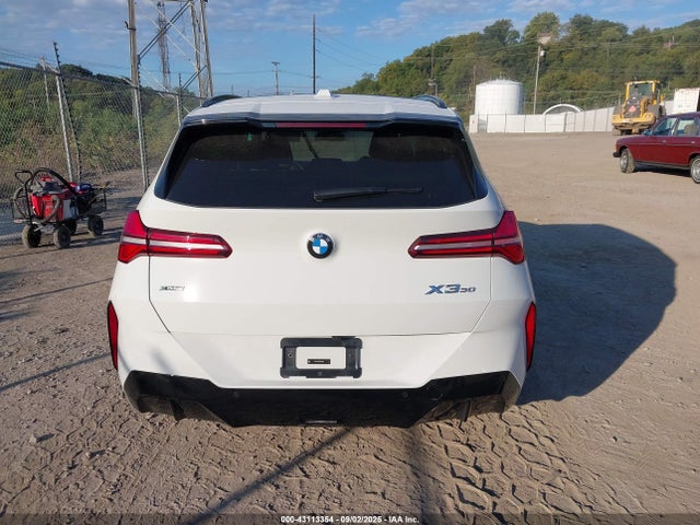 BMW 2025 2025 5UX53GP00S9033654 Image 16