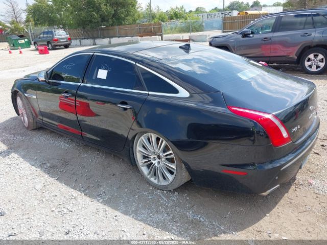 2013 JAGUAR XJ SAJWJ2GD8D8V47764 Photo 2
