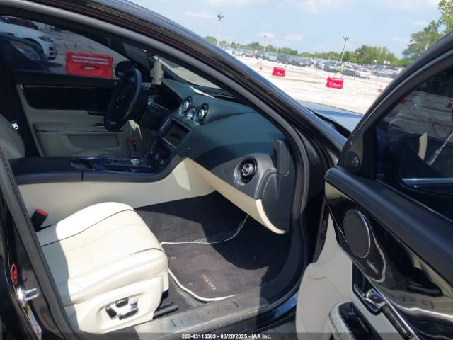 2013 JAGUAR XJ SAJWJ2GD8D8V47764 Photo 4