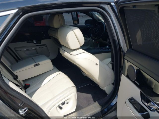 2013 JAGUAR XJ SAJWJ2GD8D8V47764 Photo 7