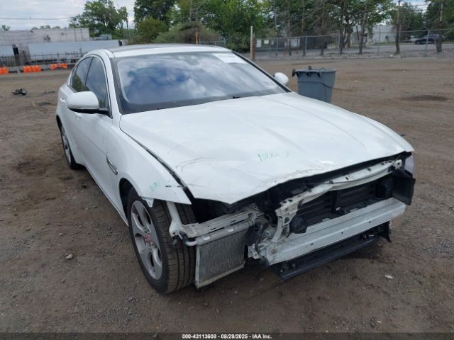 2018 JAGUAR XE SAJAR4FX5JCP31465