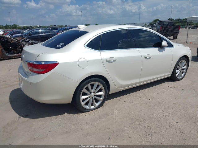 1G4PR5SK7F4186410 Buick lea