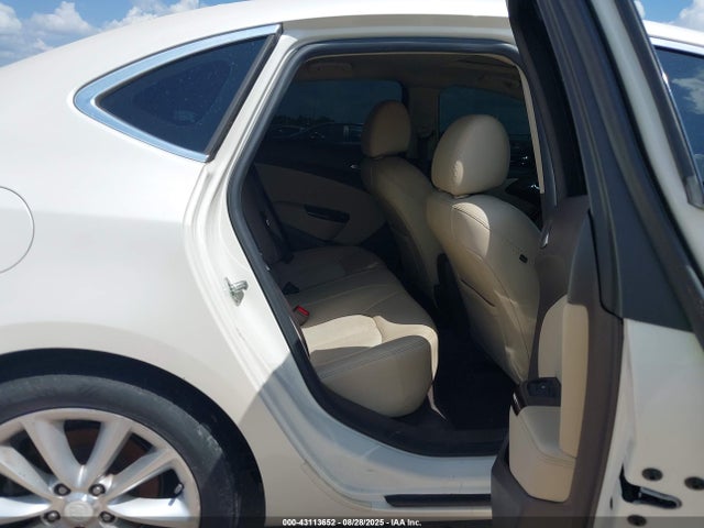 1G4PR5SK7F4186410 Buick lea