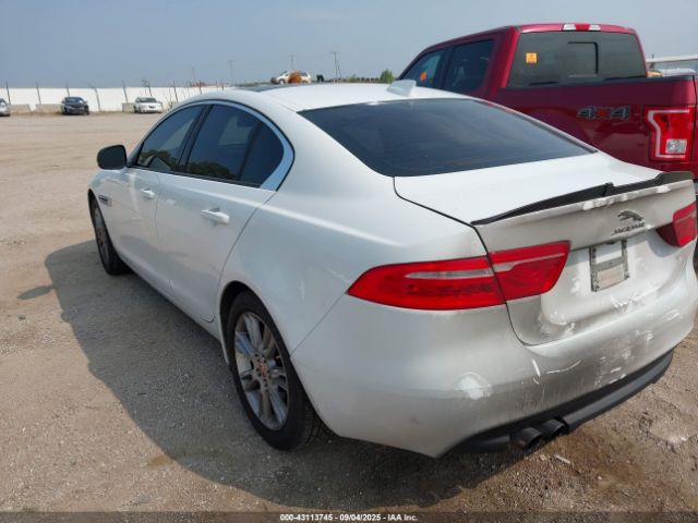 2017 JAGUAR XE SAJAJ4BNXHA953792 Photo 2