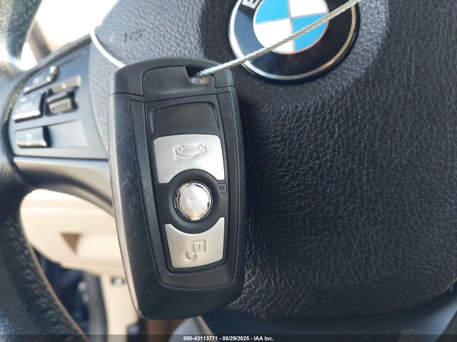 43113771 :رقم المزاد ، WBA3A5C53CF341194 vin ، 2012 Bmw 328i مزاد بيع
