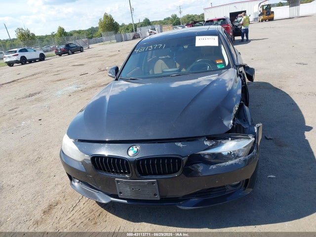 43113771 :رقم المزاد ، WBA3A5C53CF341194 vin ، 2012 Bmw 328i مزاد بيع