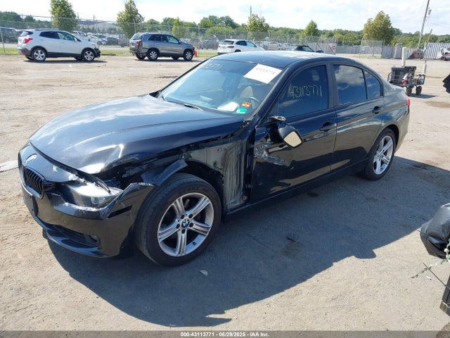 43113771 :رقم المزاد ، WBA3A5C53CF341194 vin ، 2012 Bmw 328i مزاد بيع
