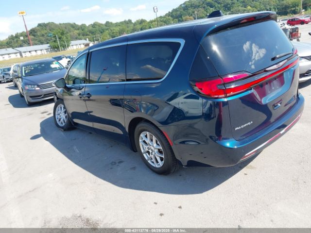 2023 CHRYSLER PACIFICA 2C4RC1BG8PR571752 Photo 2