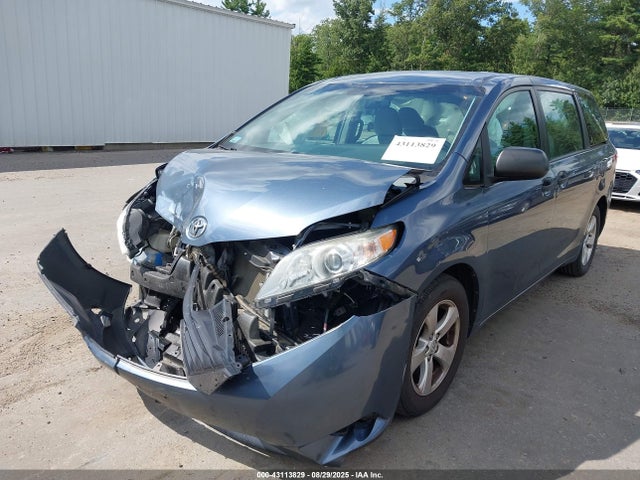 Toyota 2gr-fks 2015 5TDZK3DC8FS623959 Image 2
