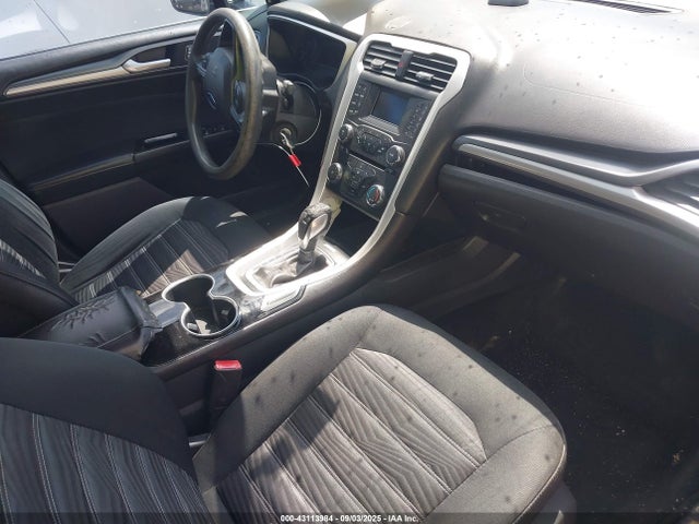 1FA6P0H76G5121240 Ford Fusion