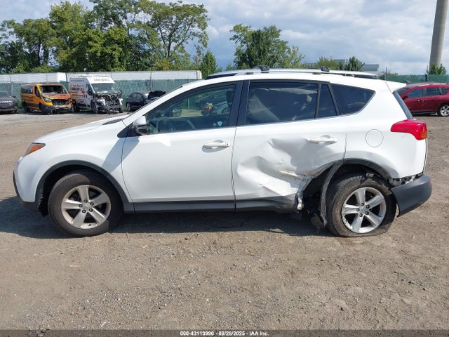 Toyota 2ar-fe 2014 JTMRFREV4EJ012278 Image 14