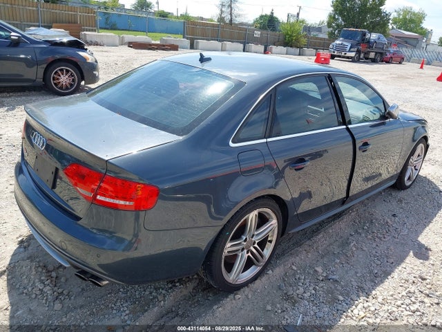 2010 AUDI S4 WAUKGAFLXAA098328 Photo 3