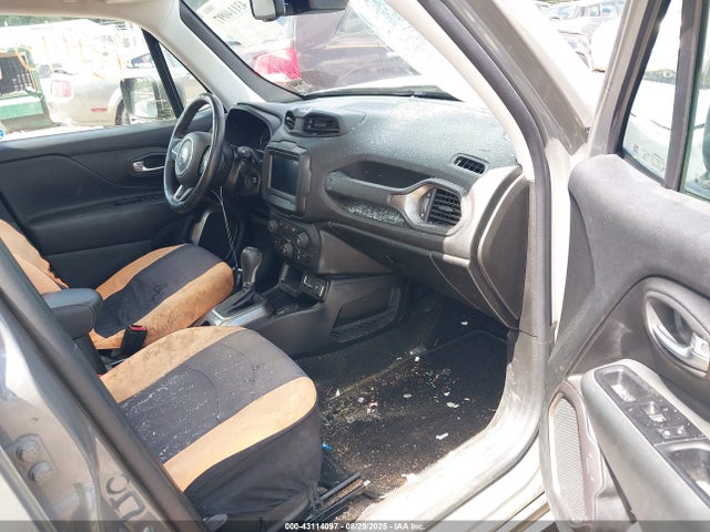ZACNJAD13KPK38575 Jeep 2019