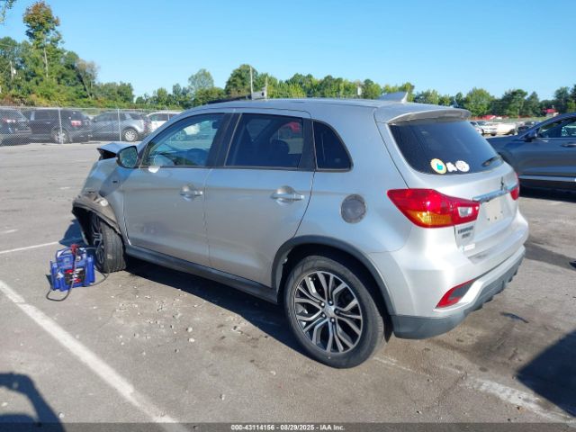 2018 MITSUBISHI OUTLANDER SPORT JA4AR3AU7JZ028821 Photo 2
