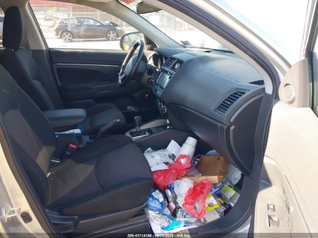 2018 MITSUBISHI OUTLANDER SPORT JA4AR3AU7JZ028821 Photo 4