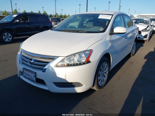 Nissan Sentra 2015 3N1AB7AP0FL689202 Image 2