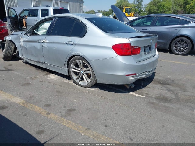 BMW 328I 2015 WBA3C1C53FK123724 Image 3