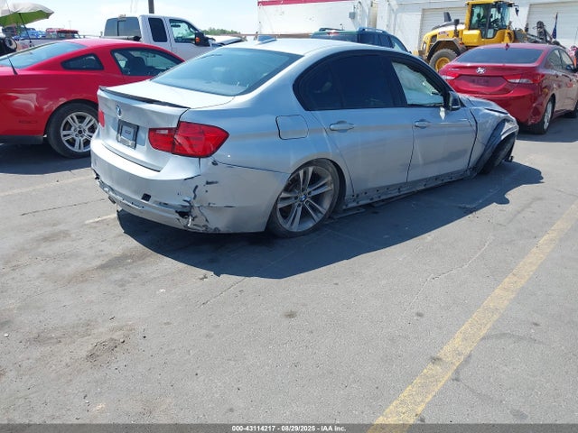 BMW 328I 2015 WBA3C1C53FK123724 Image 4