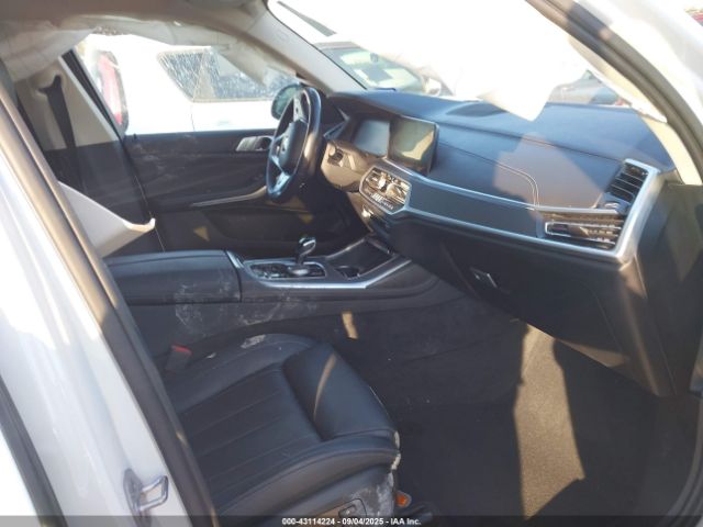 2022 BMW X7 5UXCW2C09N9M56874 Photo 4