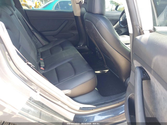 2018 TESLA MODEL 3 5YJ3E1EA0JF047747 Photo 7