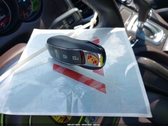 2016 PORSCHE CAYENNE WP1AC2A28GLA86432 Photo 10