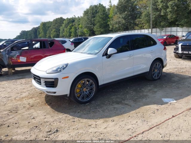 2016 PORSCHE CAYENNE WP1AC2A28GLA86432 Photo 1