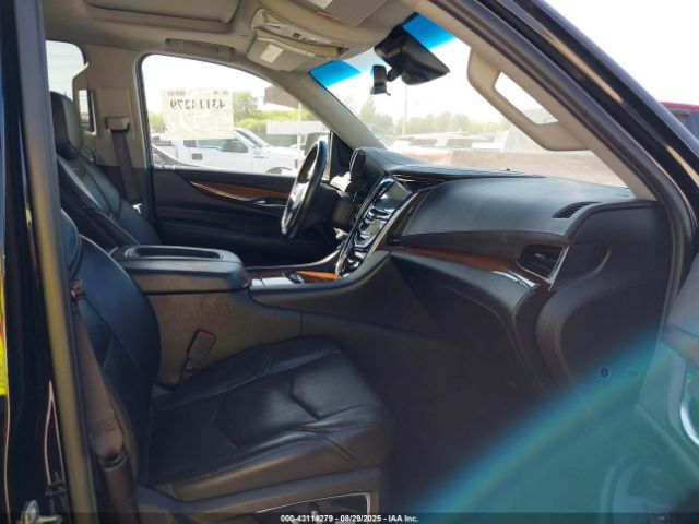 2018 CADILLAC ESCALADE ESV 1GYS4HKJ1JR104392 Photo 4