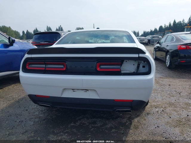 2C3CDZJG6NH260685 Dodge Challenger