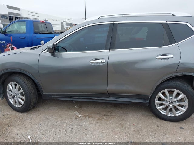 Продажа на аукционе авто 2017 Nissan Rogue Sv, vin: KNMAT2MV5HP532277, номер лота: 43114331