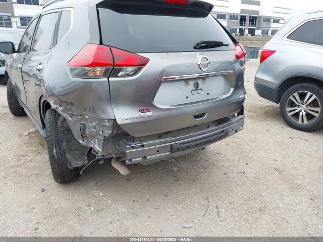 Продажа на аукционе авто 2017 Nissan Rogue Sv, vin: KNMAT2MV5HP532277, номер лота: 43114331