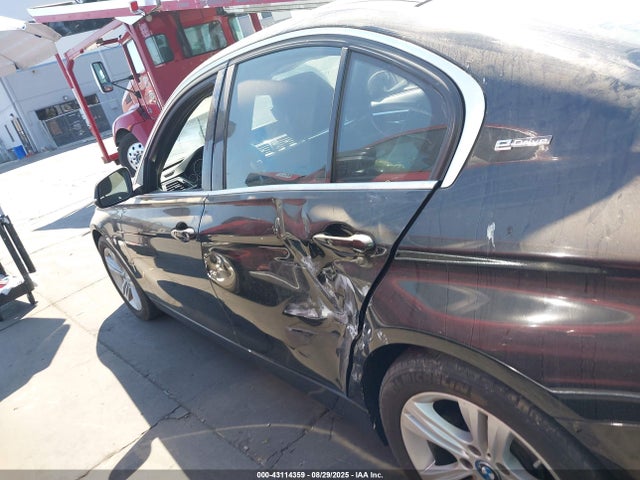 WBA8E1C3XHA156534 BMW 330e