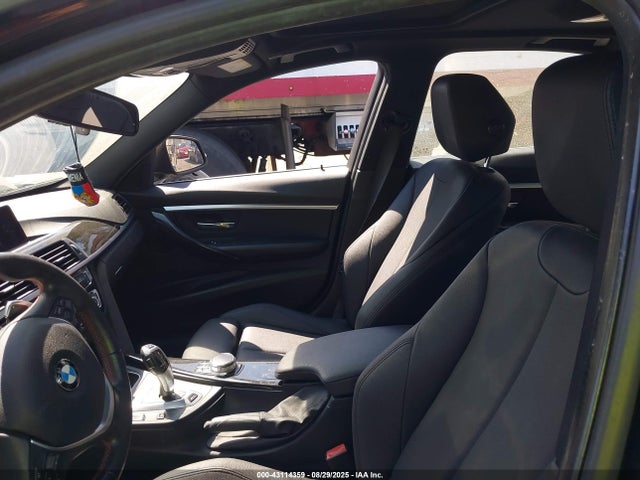 WBA8E1C3XHA156534 BMW 330e