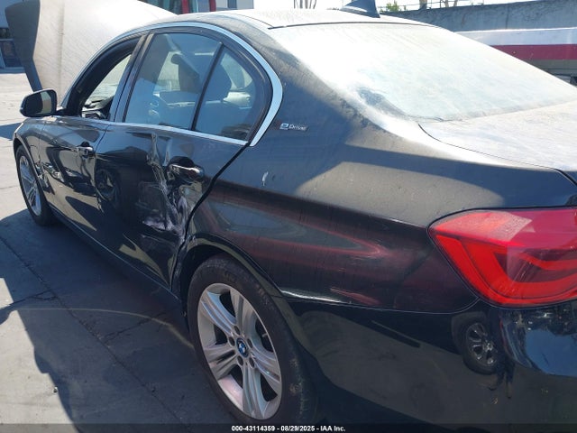 WBA8E1C3XHA156534 BMW 330e