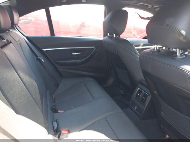 WBA8E1C3XHA156534 BMW 330e