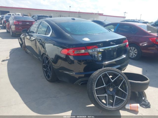 2010 JAGUAR XF SAJWA0FA2AHR57290 Photo 2