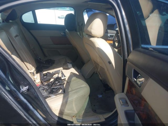 2010 JAGUAR XF SAJWA0FA2AHR57290 Photo 7