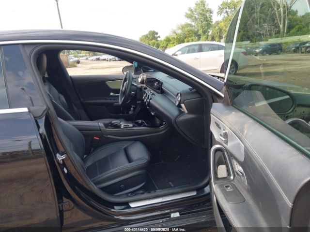 2020 MERCEDES-BENZ CLA 250 W1K5J4GB6LN090172 Photo 4
